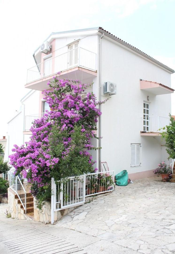 Apartment Bajuti 普利莫顿 外观 照片