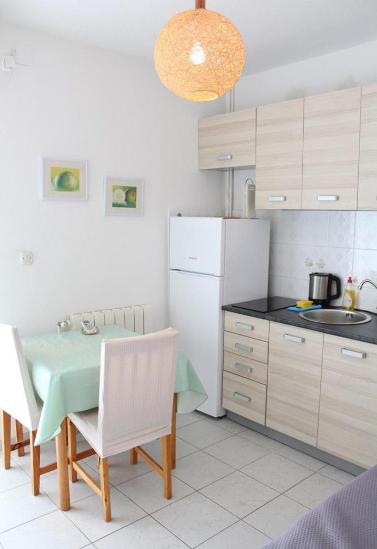Apartment Bajuti 普利莫顿 外观 照片
